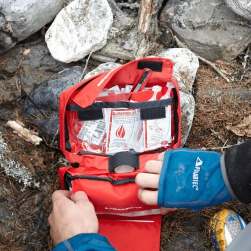Lifesystems Førstehjælpssæt – Camping First Aid Kit Sale